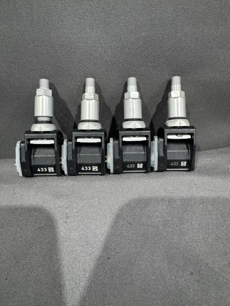 벤츠 TPMS 센서 한대분 판매 합니다